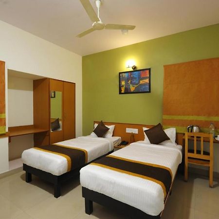 Airport Bliss Boutique Hotel Yelahanka Exterior foto